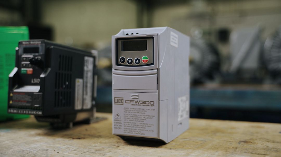 VFD là gì? Cấu tạo nguyên lý & ứng dụng VFD 4 VFD là gì? Cấu tạo nguyên lý & ứng dụng VFD 4